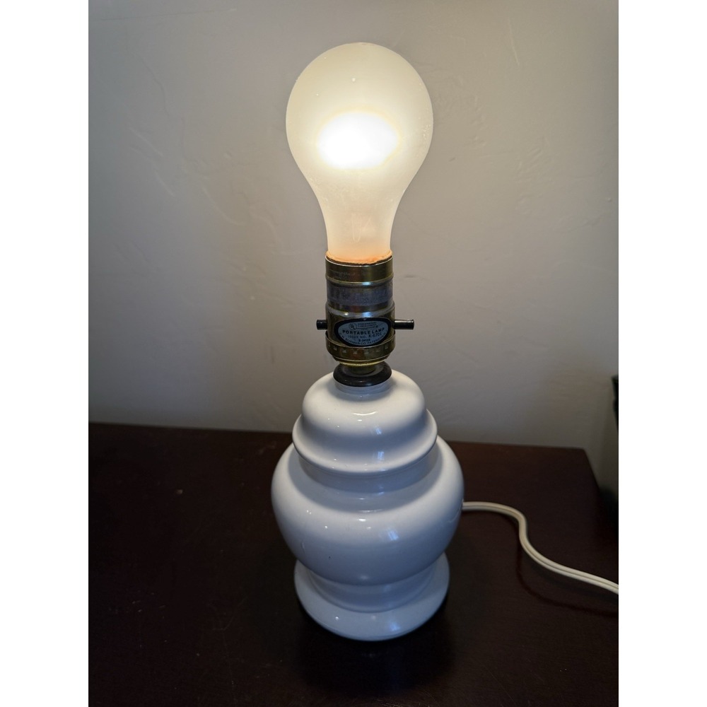 VTG Ceramic Table Lamp Off-White Small 11" Glossy Smooth C. Burman Co. USA